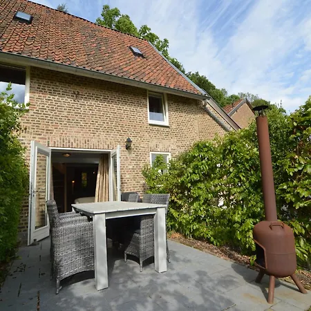 Stunning Holiday Home Near Forest In Slenaken Exterior foto